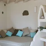 Castle Panigirakis מלון